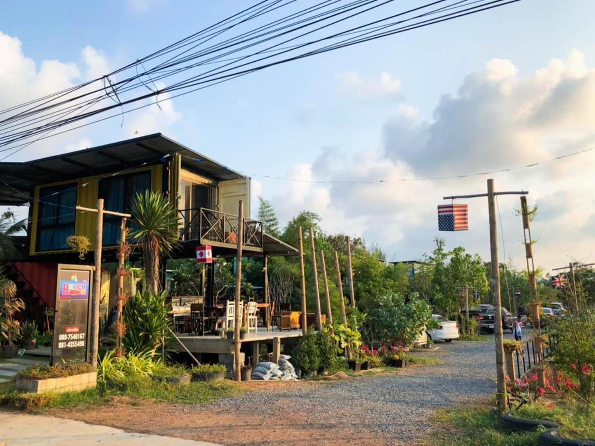 Beach Box Resort At Rimlay Rayong Exterior foto
