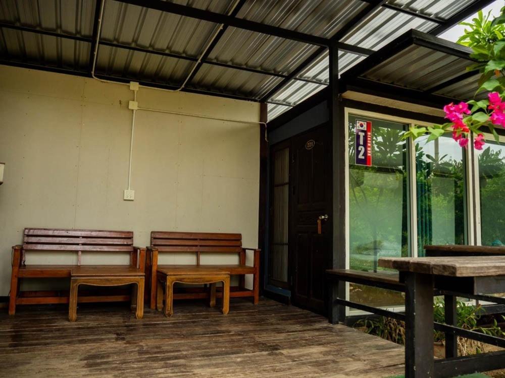 Beach Box Resort At Rimlay Rayong Exterior foto