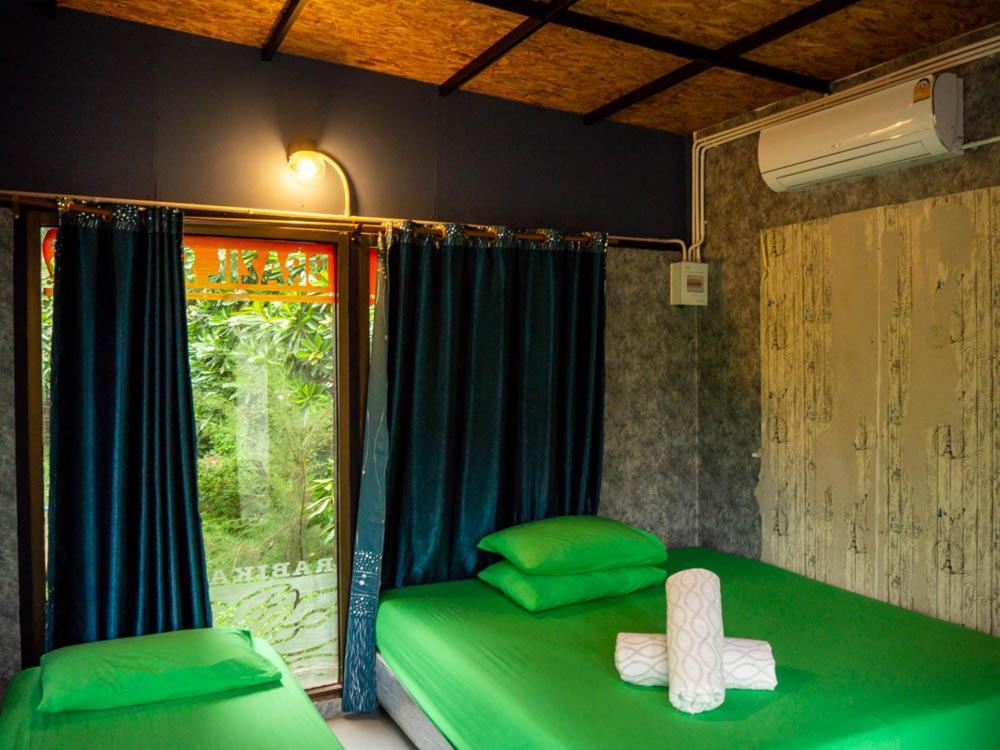 Beach Box Resort At Rimlay Rayong Exterior foto